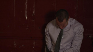 Кадр з фільму Це не ти