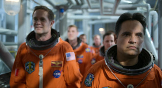 Кадр з фільму За мільйон миль