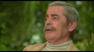 Кадр з фільму Чуттєва медсестра