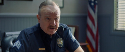 Кадр з фільму Постріл наосліп