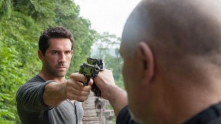 Кадр з фільму Важка мішень 2