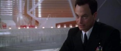 Кадр з фільму Очі змії