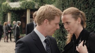 Кадр з фільму Смерть на похороні