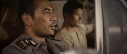 Кадр з фільму Палаючий острів