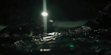 Кадр з фільму Дика річка