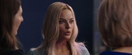 Кадр з фільму Сенсація