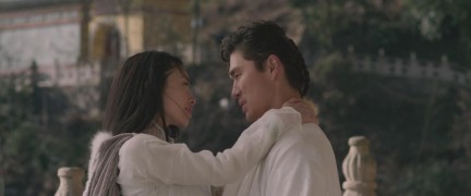 Кадр з фільму Людина з залізними кулаками