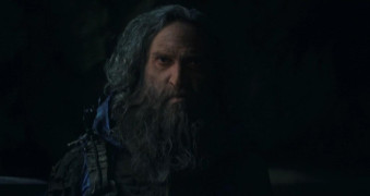 Кадр з фільму Їдьте назад