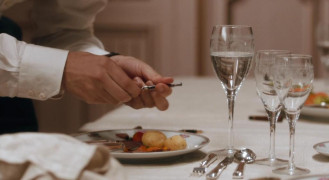 Кадр з фільму Нічний поїзд до Лісабона