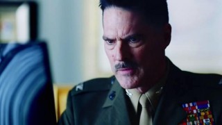 Кадр з фільму Тіньові вовки