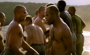 Кадр з фільму Красива робота