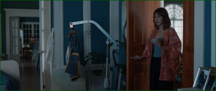 Кадр з фільму Спляча