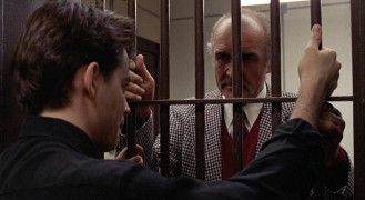 Кадр з фільму Сімейний бізнес