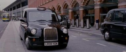 Кадр з фільму Персональний покупець