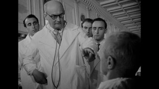 Кадр з фільму Умберто Д.