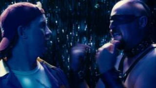 Кадр з фільму Клерки 2