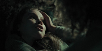 Кадр з фільму Дика річка