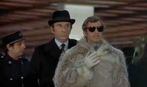 Кадр з фільму Чудовий