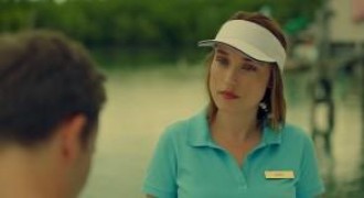 Кадр з фільму Похмілля у Таїланді