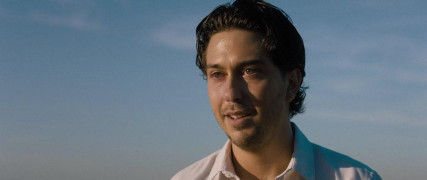 Кадр з фільму Що приводить мене до тебе