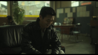 Кадр з фільму Дефолт