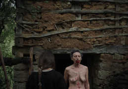 Кадр з фільму Ти не будеш на самоті