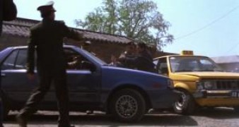 Кадр з фільму Червоний кут