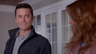 Кадр з фільму Три спальні, один труп. Таємниці Аврори Тігарден