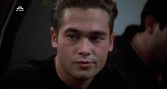 Кадр з фільму Серед друзів