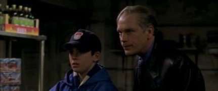 Кадр з фільму Викидайли