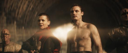 Кадр з фільму У загублених землях