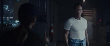 Кадр з фільму Падіння Місяця