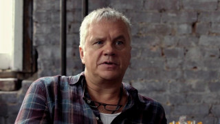 Кадр з фільму Дякуємо за обмін