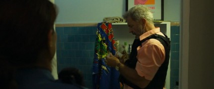 Кадр з фільму Ураган