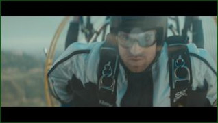 Кадр з фільму На повну
