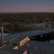 Кадр з фільму Молода доросла