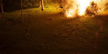 Кадр з фільму Тремтіння землі 7: Острів люті