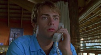 Кадр з фільму Кохання на острові