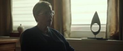 Кадр з фільму Життя, яке воно є