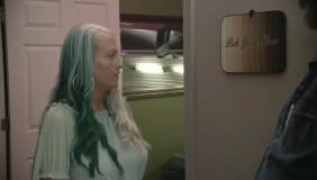 Кадр з фільму Борат 2