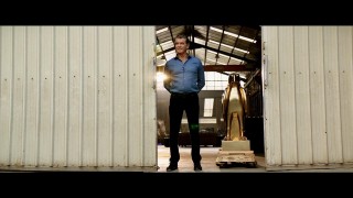 Кадр з фільму Поганці