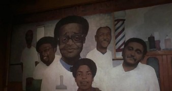 Кадр з фільму Перукарня