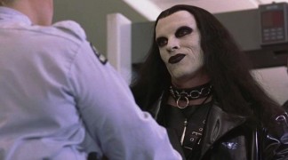 Кадр з фільму Турбулентність 3: Важкий метал