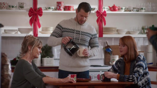 Кадр з фільму Ласкаво просимо до Різдва