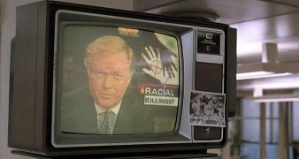 Кадр з фільму Газета