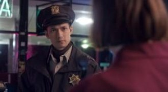 Кадр з фільму Гра з вогнем