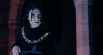 Кадр з фільму У пошуках короля