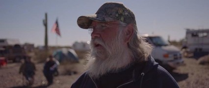 Кадр з фільму Земля кочівників