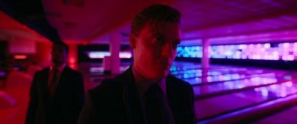 Кадр з фільму Пороховий коктейль