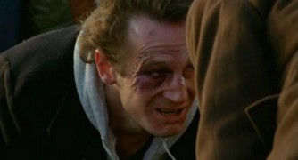 Кадр з фільму Переступаючи межу